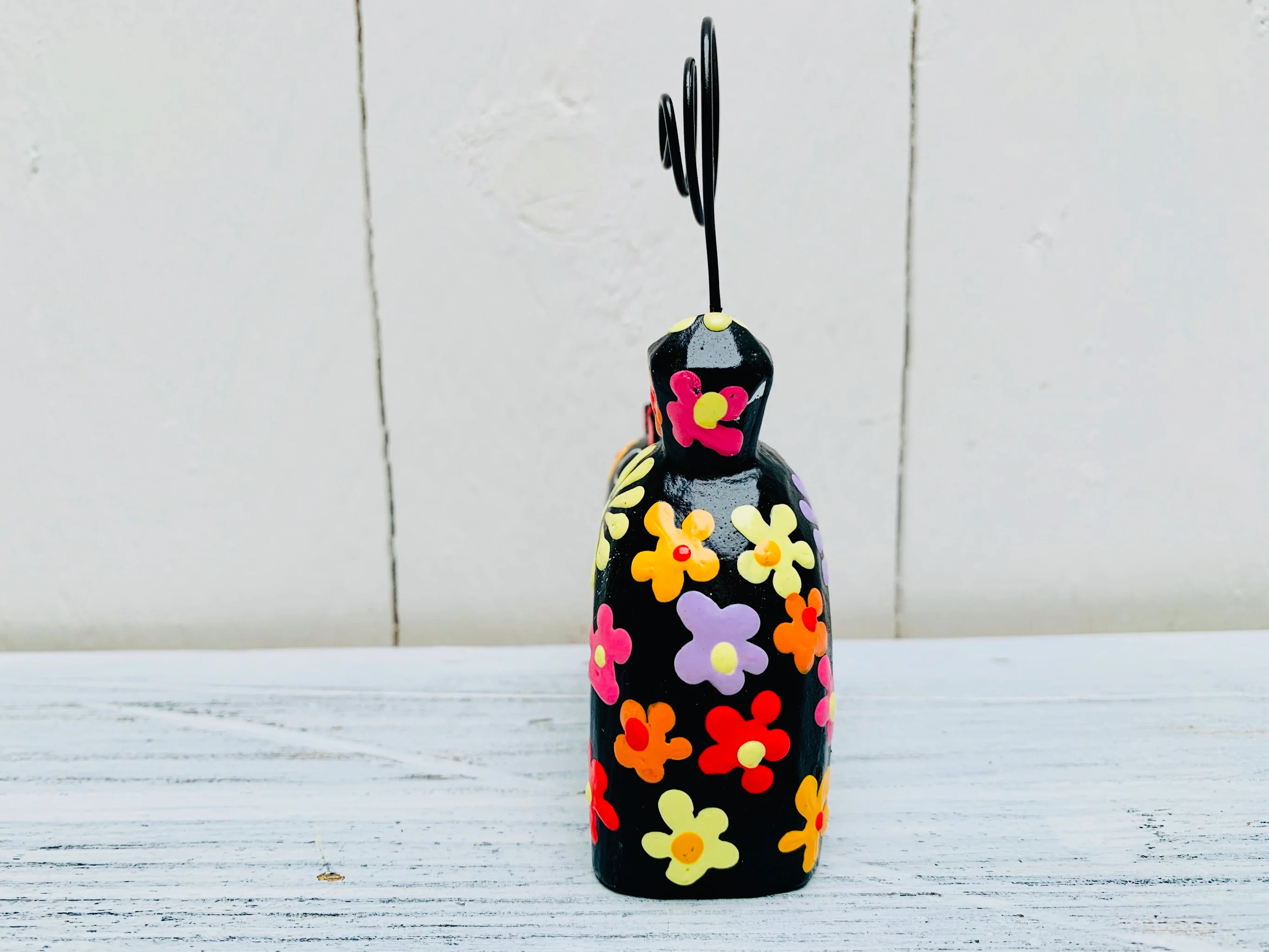 Arched Flower Kitty - BLACK - Image 3